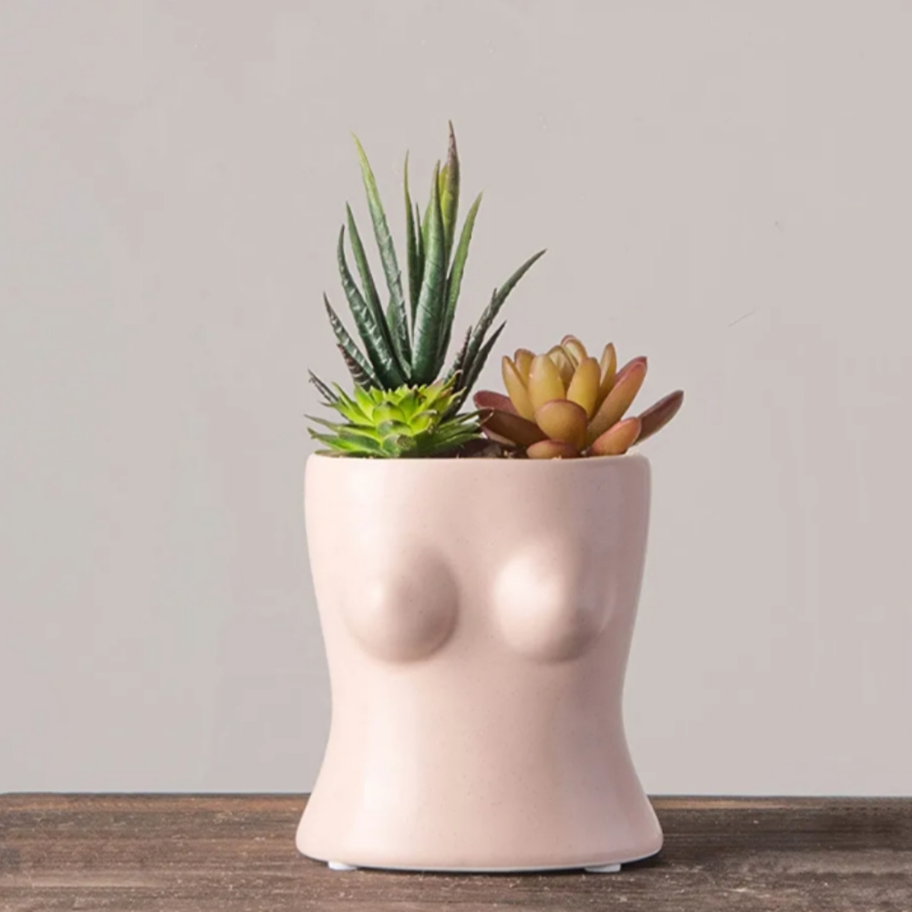 Ceramic body vase
